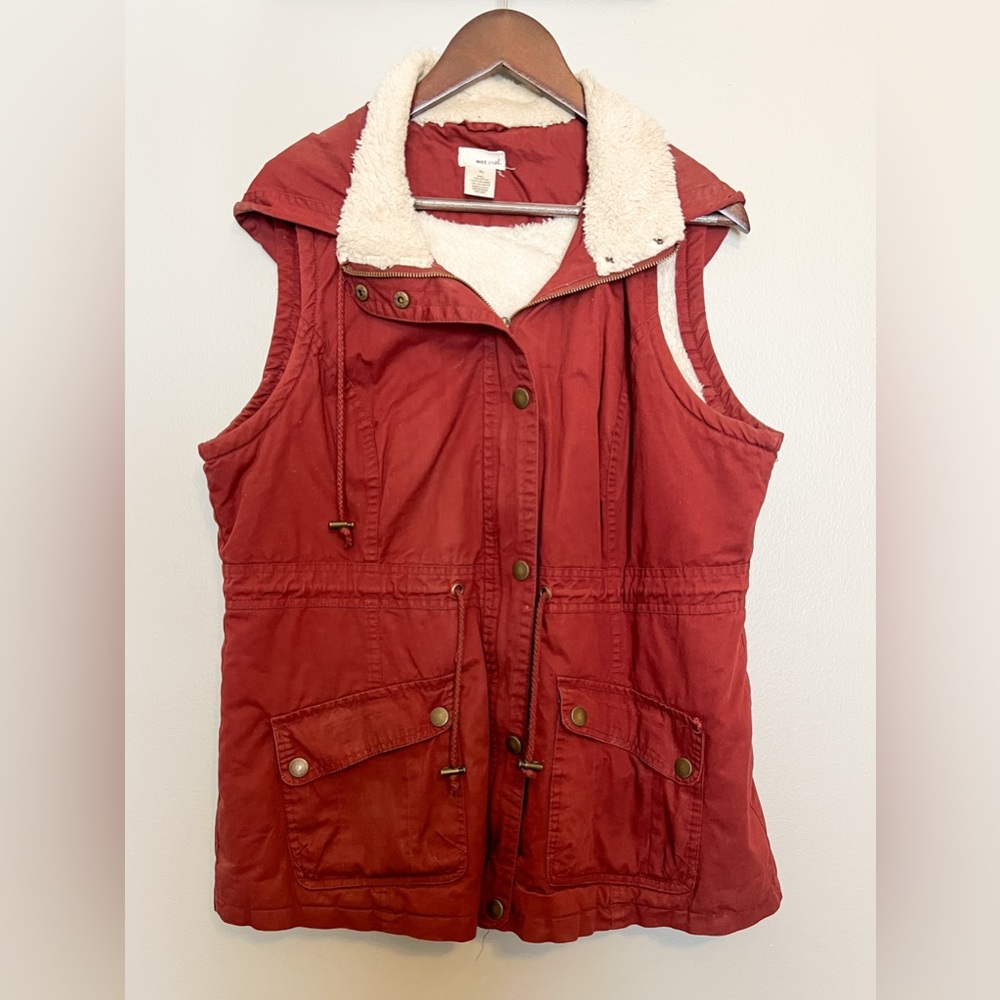 Wet Seal Red Vest with Sherpa Collar